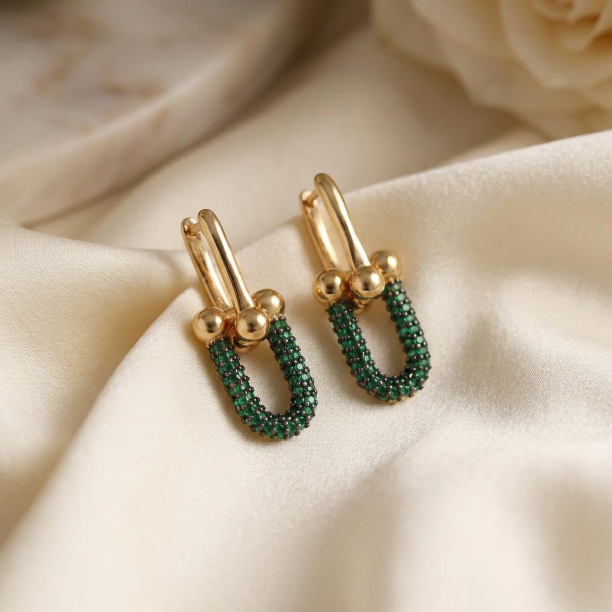 Mito Silver Earring